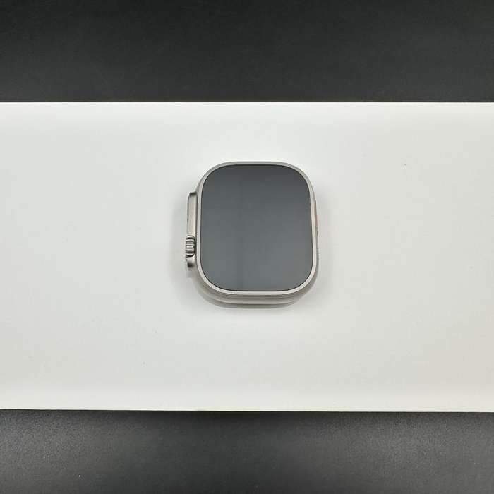 Apple Watch Ultra 2 49MM Natural Titanium Navy Ocean Band
