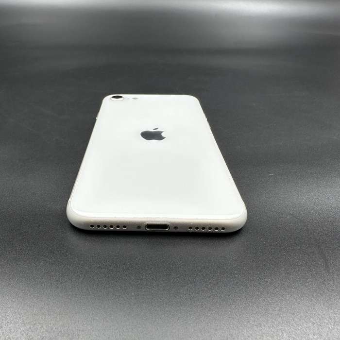 iPhone SE (2nd Gen) 64GB Silver