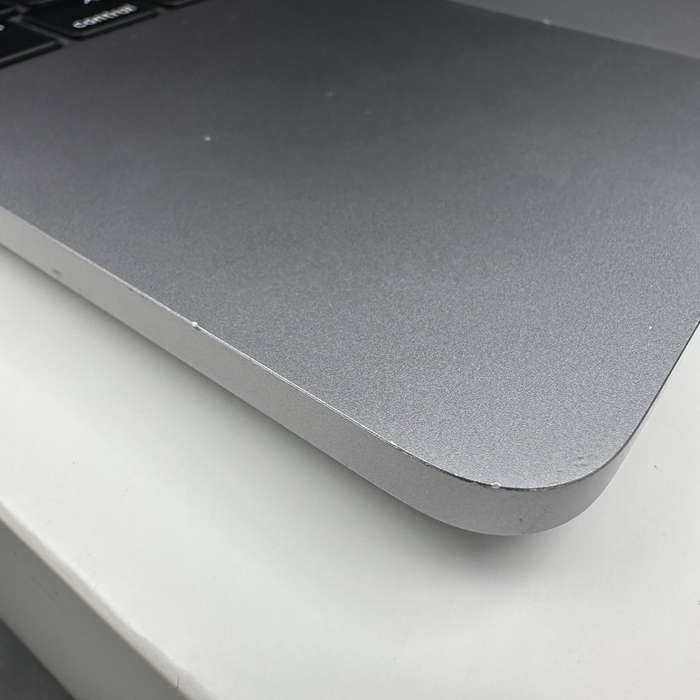 Macbook Pro 13" M2 8GB 256GB Space Grey