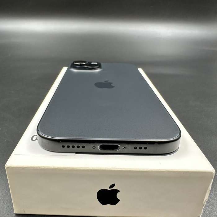 iPhone 15 128GB Black