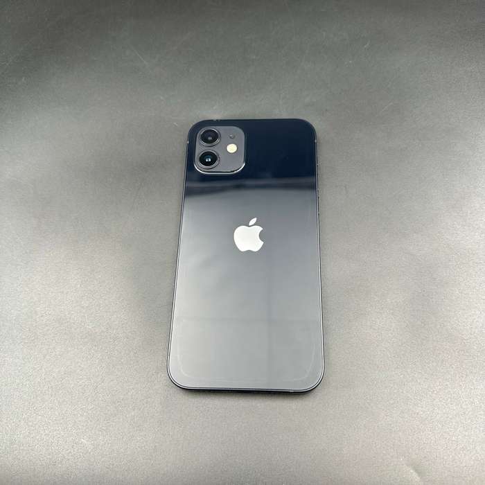 iPhone 12 64GB Black
