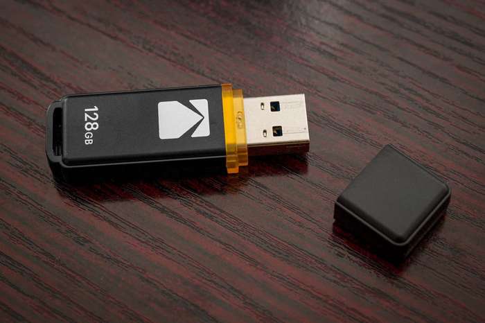 Kodak 128GB USB3 Flash Drive for Portable Data Storage CLASSIC K103