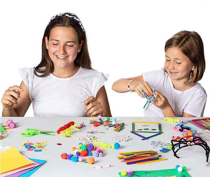 Mega Arts and Crafts box - 860 PCS