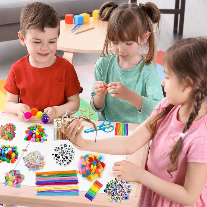2000 PCS Arts and Crafts Kit