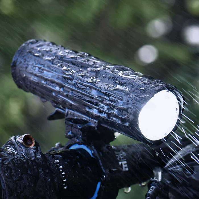 Wuben B2 Bicycle Light 1300 Lumen 280m Throw Rechargeable with 18650 or 21700 Battery