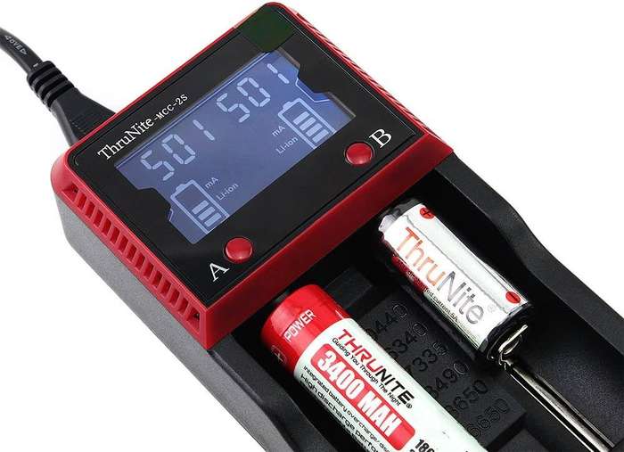 ThruNite MCC-2S EU Charger 2-Slot Universal Battery Charger for Li-ion Ni-MH