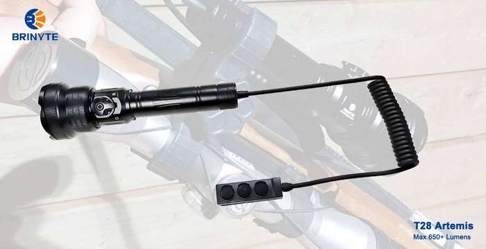 Brinyte T28 Artemis 650lm 525m Throw Flashlight for Hunting
