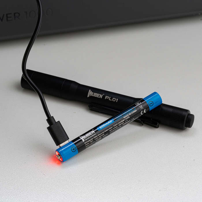 Wuben PL01 650 Lumen 85m Throw Rechargeable LED Penlight with 10880 Battery