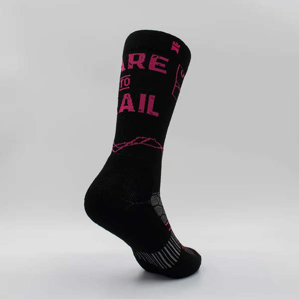 Gilnokie Dare To Trail - Crew Height Socks
