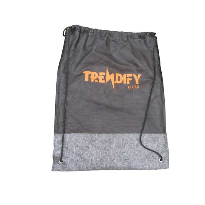 Trendify Throwing Tic Tac Toss (Noughts & Crosses) with bag