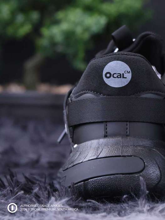 Rugged-X Pump Sneakers - Black