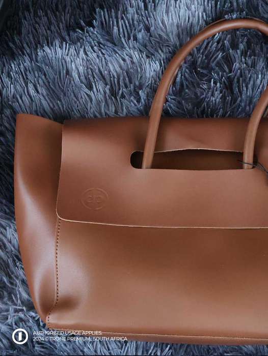 Debbie Patricks' Casual Tote Bag - Brown