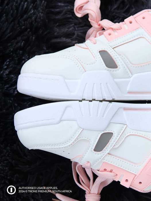 Trone DBMY Sneakers - Pink