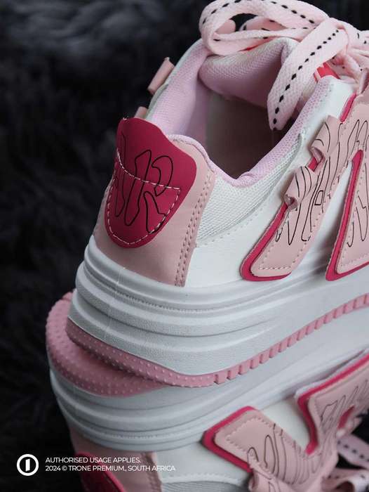 Trone x DMQ Sneakers - Pink