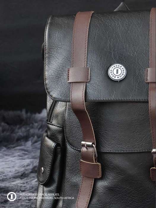 David Patricks' Slimline Backpack - Black