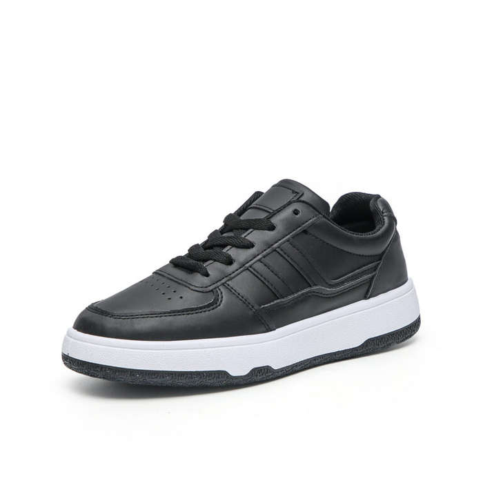 TTP Fashion Platform Low-Top Sneaker XB8509