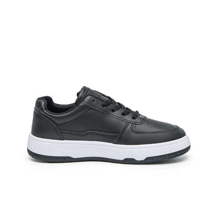 TTP Fashion Platform Low-Top Sneaker XB8509