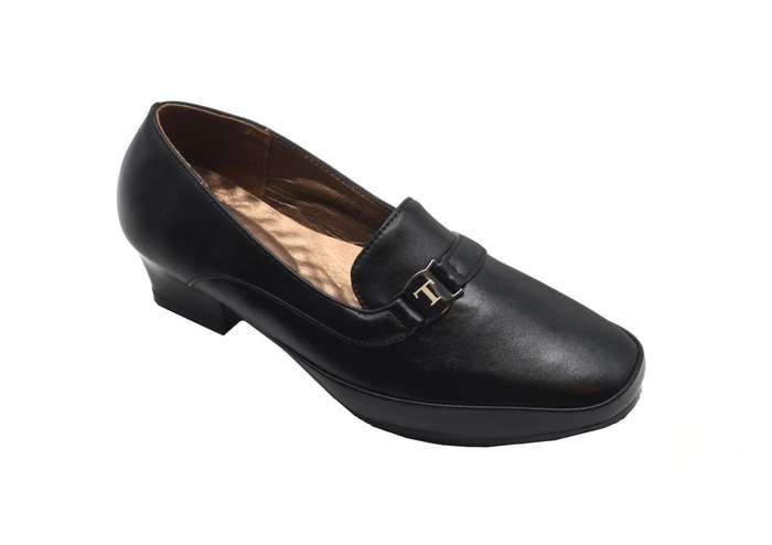 TTP Ladies Low Heel Court Shoe