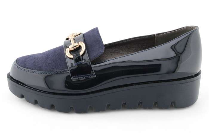 TTP Women Platform Round Toe Loafers with Link Decor HT2422-5