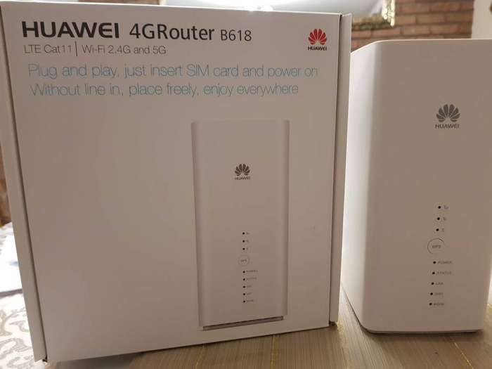 Huawei B618 5G router (It take a SIM CARD) IN BOX