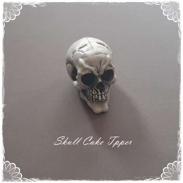 Skull - Plastic Topper