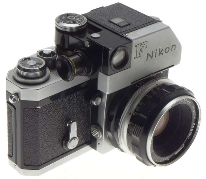 Chrome nikon f 35mm film slr camera photomic meter nikkor-h 1:2 f=50mm kogaku lens
