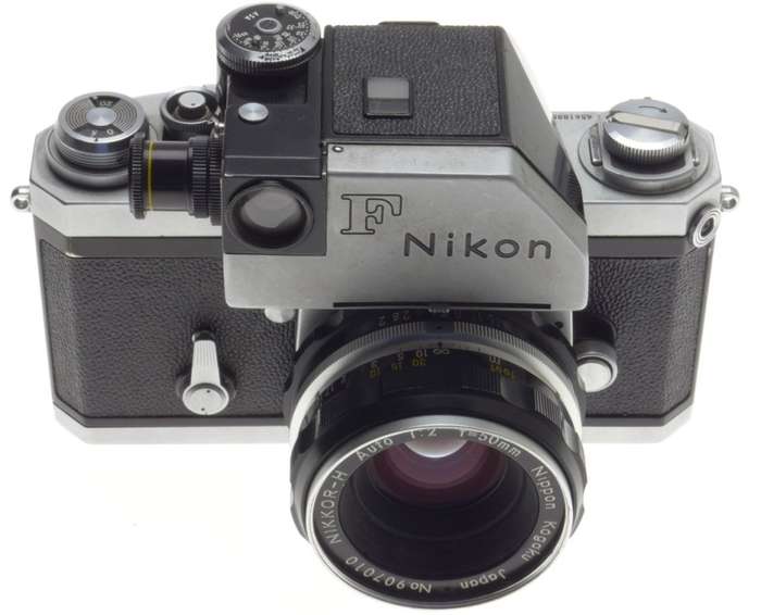 Chrome nikon f 35mm film slr camera photomic meter nikkor-h 1:2 f=50mm kogaku lens
