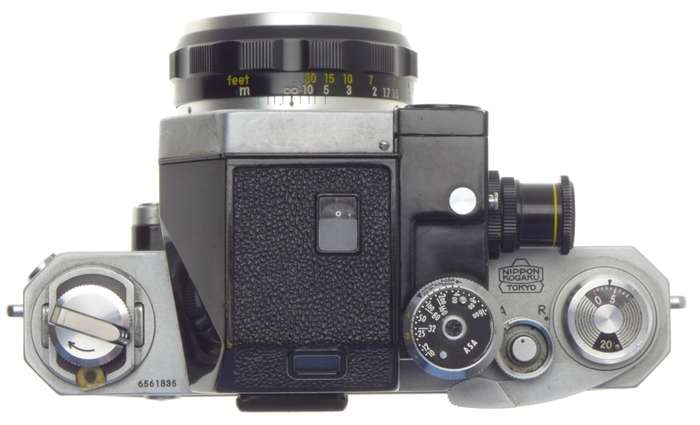 Chrome nikon f 35mm film slr camera photomic meter nikkor-h 1:2 f=50mm kogaku lens