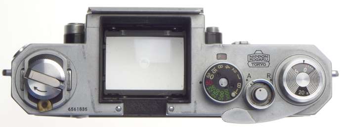 Chrome nikon f 35mm film slr camera photomic meter nikkor-h 1:2 f=50mm kogaku lens