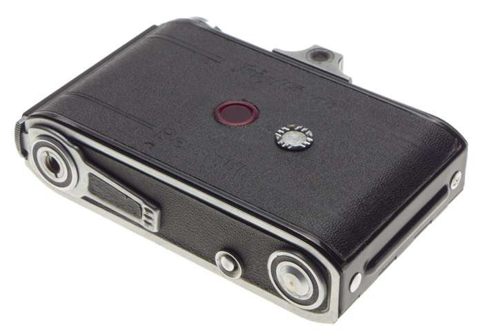 Voigtlander Bessa 66 large format 120 film camera Skopar lens
