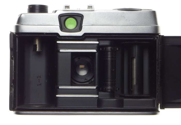 Petri Compact E Super-Fast 2.8 Kuribayashi Orikkor f=28mm lens