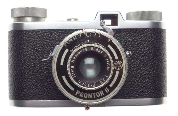 Prontor Jlling Jlitar 1:3.5 f=4,5cm Iloca Vintage 35mm film camera