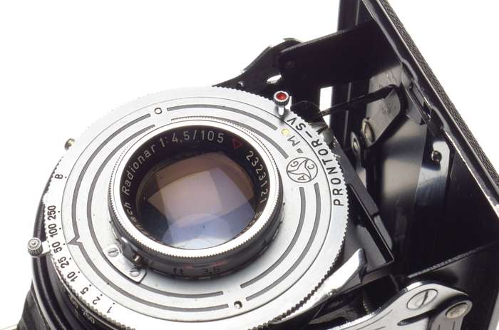 Balda 120 Vintage film camera Radionar 4.5/105 Schneider cased Strap