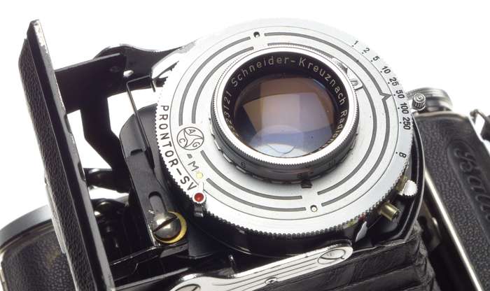 Balda 120 Vintage film camera Radionar 4.5/105 Schneider cased Strap