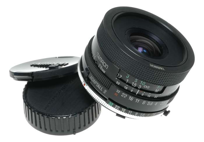 Tamron 1:2.5 28mm Adaptall 2 Wide Angle SLR Camera Lens M/MD Mount