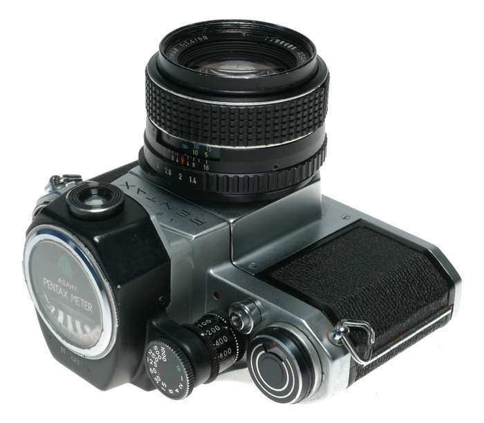Asahi Pentax SV 35mm Film SLR Camera SMC Takumar 1.4/50 Sold as is