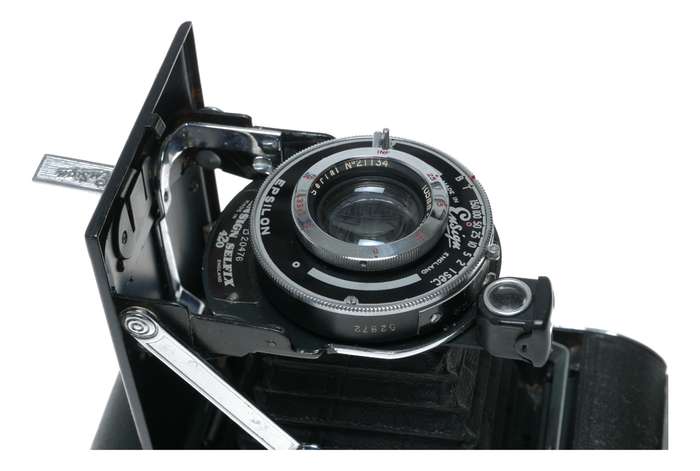 Ensign Selfix 420 Folding 120 Film 6x6 6x9 Format Film Camera