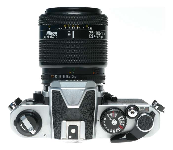 Nikon FM2 N 35mm Film SLR Camera AF Zoom Nikkor 1:3.5-4.5 35-105