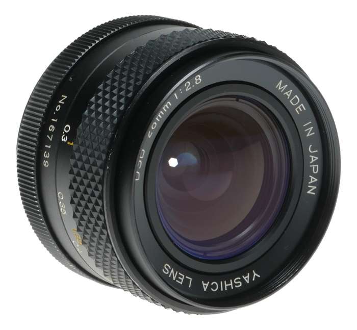 Yashica DSB 28mm 1:2.8 Wide Angle SLR Camera Lens Contax Mount