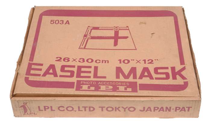 Easel Mask LPL boxed 26x30cm excellent dark room accessory