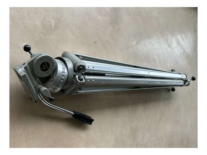 16mm Tripod vintage aluminium camera accessory original used