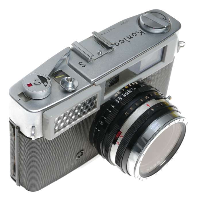Konica S vintage rangefinder 35mm film camera Hexar 2.8/45 lens