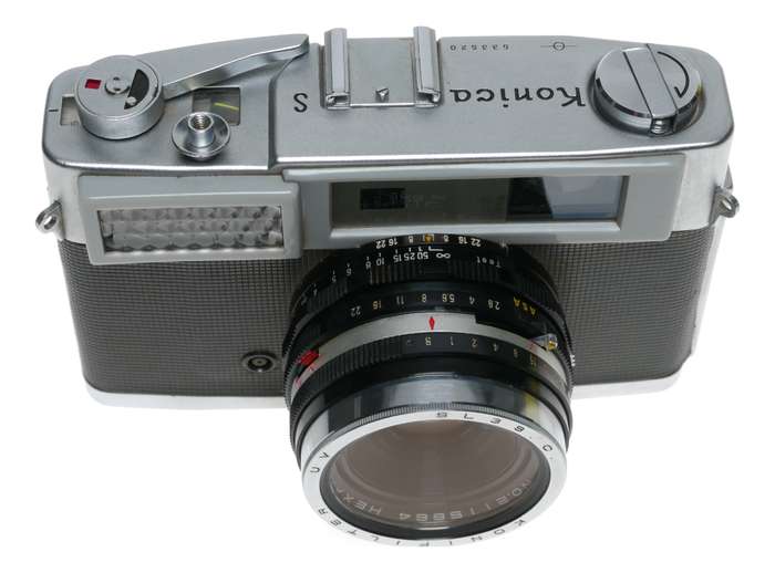 Konica S vintage rangefinder 35mm film camera Hexar 2.8/45 lens