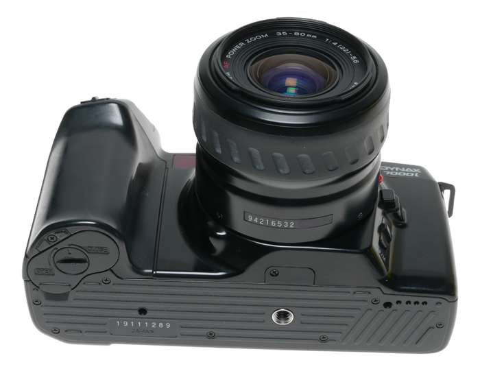 Minolta Dynax 7000i MAXXUM AF 35-80mm film camera