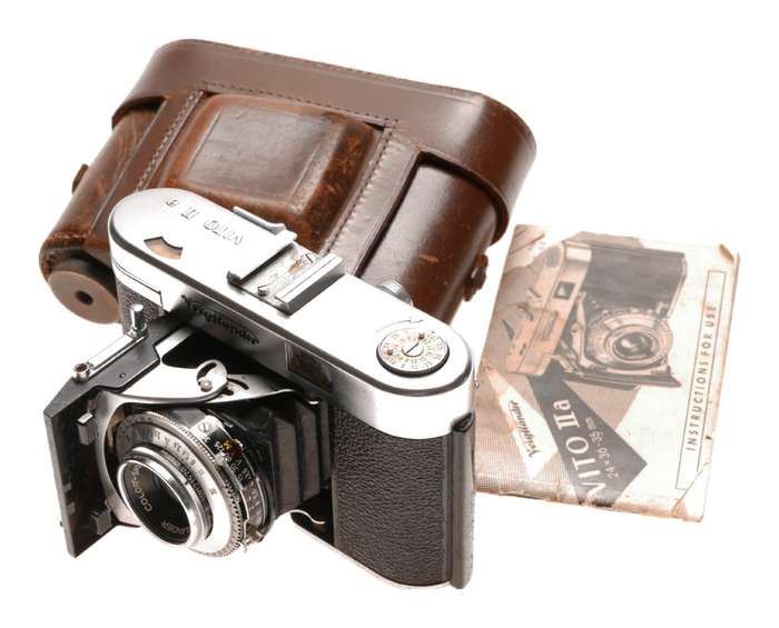 Voigtlander Vito IIa Vintage folding camera outfit case manual