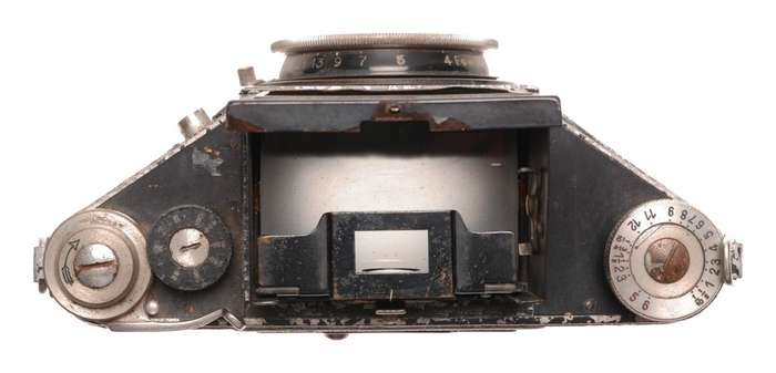 Ihagee Exakta Black medium format 120 film camera body