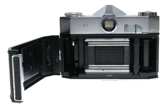 Paxette Reflex Braun SLR vintage camera Enna 2.8/50 Ultralit