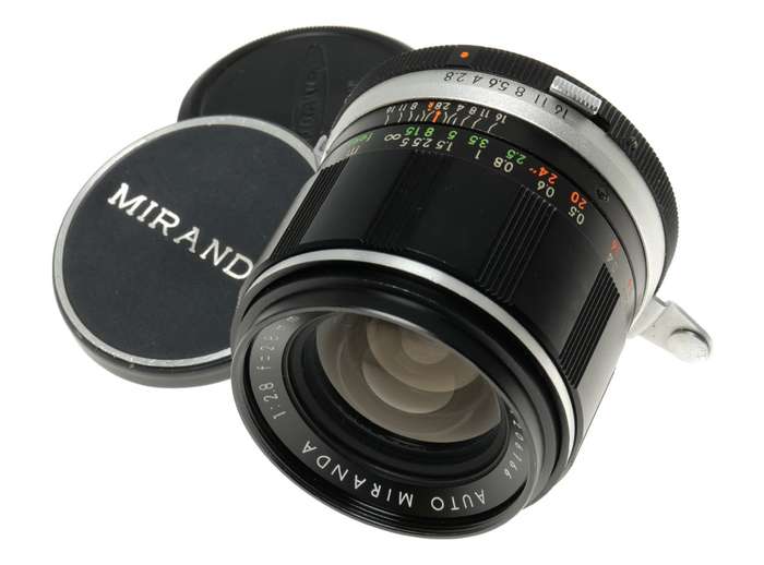 Miranda SLR Vintage lens Auto 1:2.8 f=28mm Wide angle optics