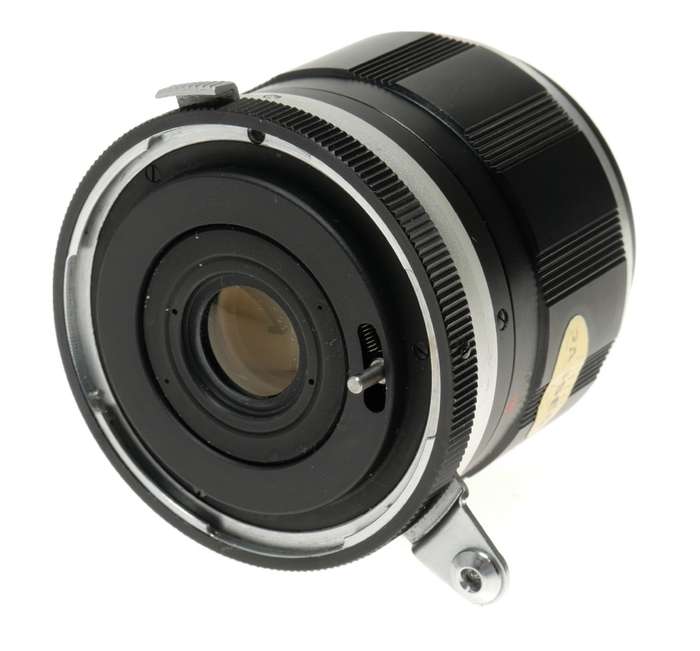 Miranda SLR Vintage lens Auto 1:2.8 f=28mm Wide angle optics