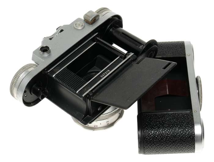 Braun Super Paxette 35mm Film RF Camera E-Staeble-Kata 2.8/45 mm`